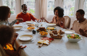 ICE enforcement of immigrants have created fear and empty tables at thanksgiving in 2025