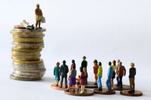 Political controversy over selling green cards to millionaires” “Trump Gold Card vs EB-5 investor visa comparison” “Immigration law expert Richard Herman on Gold Card program” “Why USCIS says you can’t file Form I-140G yet” “Gold Card program processing timeline and restrictions”