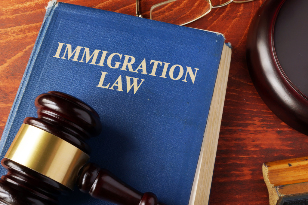 Rhode Island Court Strikes Down USCIS Benefits Freeze: Green Cards, EADs, Asylum & Citizenship