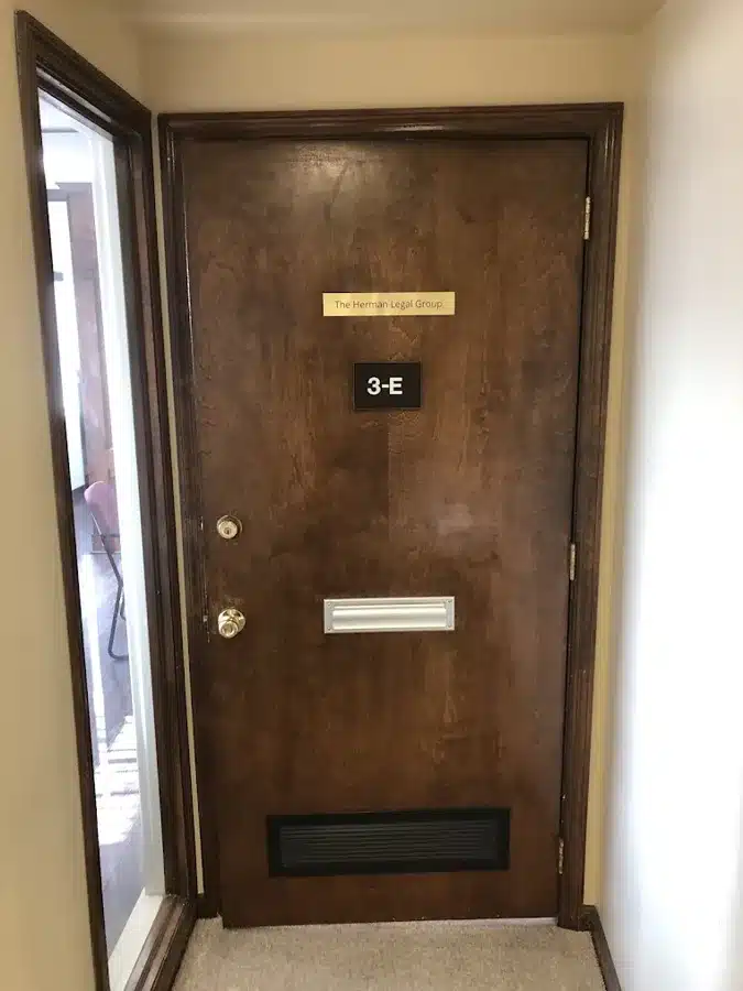 Columbus Deportation & Removal Defense Lawyer 6 Entrance to Herman Legal Group’s Worthington office, Suite 3E